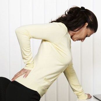 sakit sa lower back sa isang babae